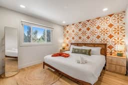 5BR Mountain Getaway Near Garden of the Gods - Image 3