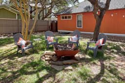 Lake Austin Escape | Pool, Kayaks & Paddleboards - Image 5
