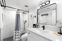 Scottsdale King Retreat | Near Old Town - Image 5