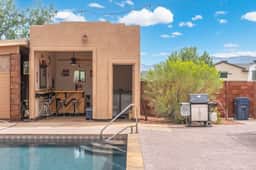 Arizona Pool House- Private, Fenced Outside Space - Image 2