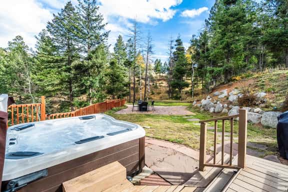 Mtn Getaway Near Pikes Peak | Hot Tub & Pool Table - Image 1