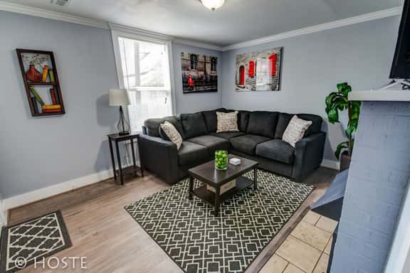 Downtown Cottage with Netflix TV near Old Colorado - Image 1