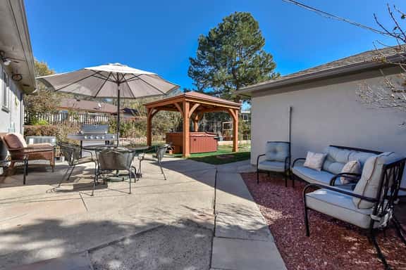 Hot Tub Gazebo near Downtown Colorado Springs View - Image 1