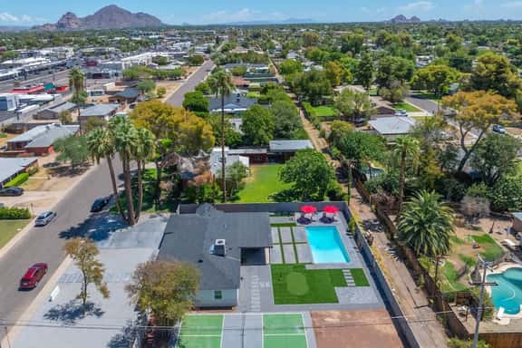 Downtown Phoenix Pool Pickleball Mini Putt Home AZ - Image 1