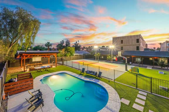 Shared fun Pickleball, Theater & Pool | DT Phoenix - Image 1