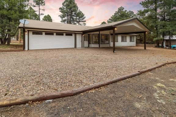 Spacious 4-BR Home, Near Fool Hollow Lake - Image 1