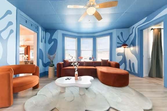Charming 2BR Retreat, Fire Pit & Near Downtown - Image 1