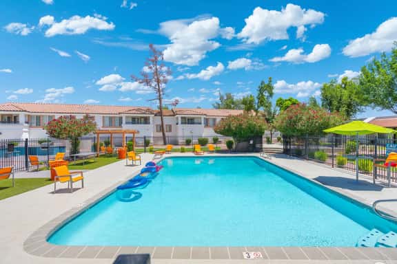 1BR Charming Mesa Stay, Sleeps 2, Near Downtown - Image 1