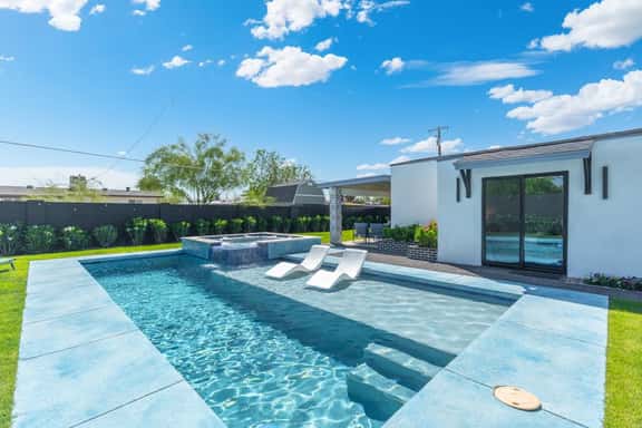 Cozy 3BR Home -Pool-Old Town-Vista Del Camino Park - Image 1