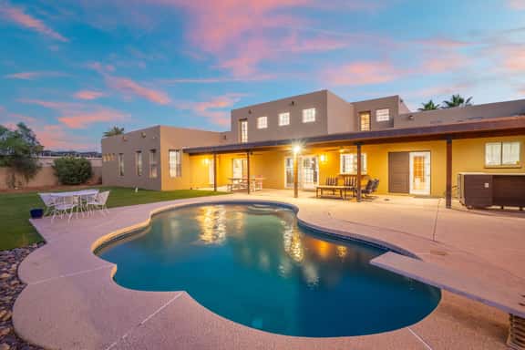 Spacious 6 Bedroom Scottsdale Home Private Pool - Image 1