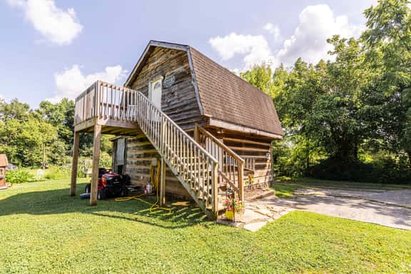 Cozy Walland mountain retreat family - Image 1