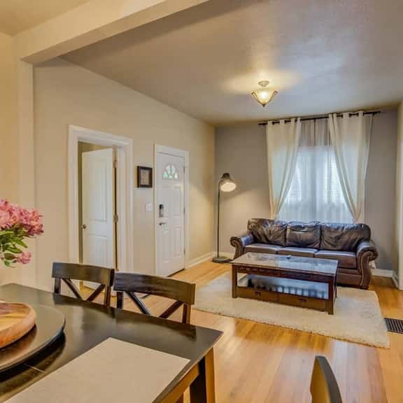 Charming 2BR Walk to Old Colorado City Shops - Image 1