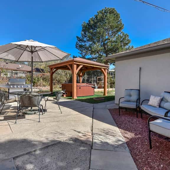 Hot Tub Gazebo near Downtown Colorado Springs View - Image 1