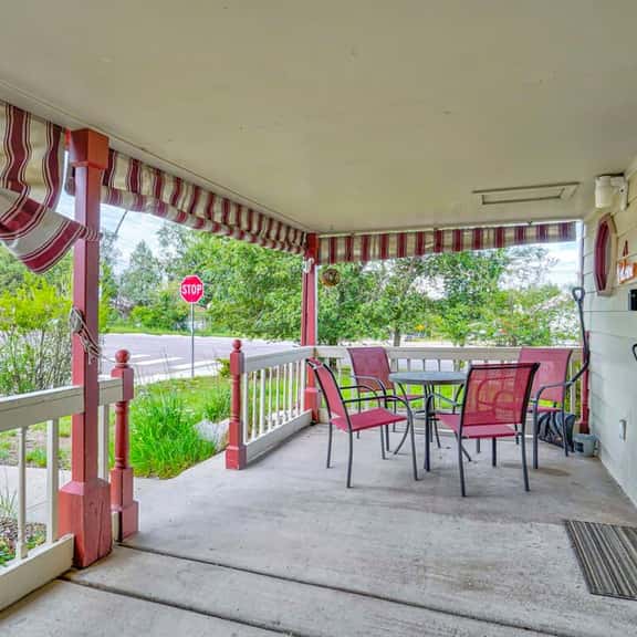 Front Porch Duplex | nearby The Garden of The Gods - Image 1