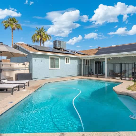 Sunfit Dreams | 3BD, BBQ, Pool & Fitness - Image 1