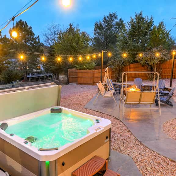 Hot tub, fire pit, and deck | Mountain view in COS - Image 1