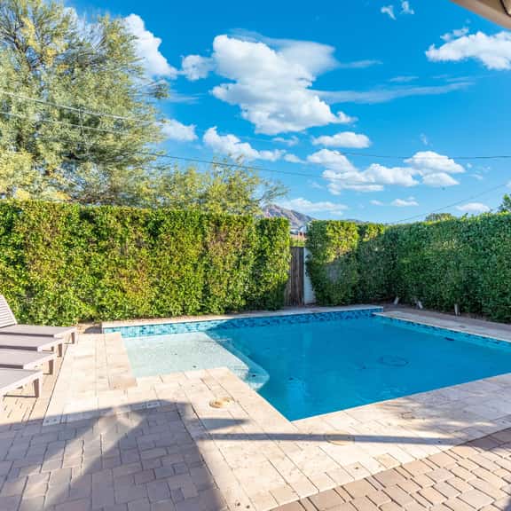 Arcadia 5BR Oasis, Pool, Putting Green & Sleeps 12 - Image 1