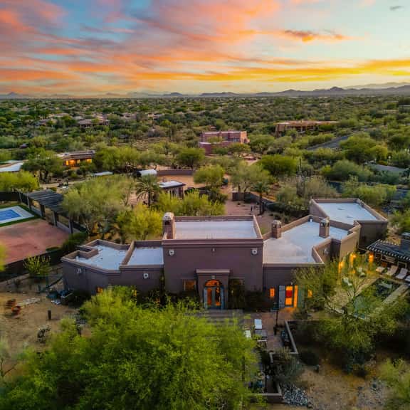 Desert Estate with Pool, Casita,Pickleball & Views - Image 1