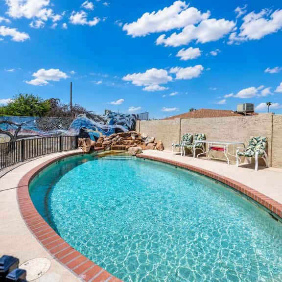 Spacious Phoenix Retreat, 4BR, Private Pool - Image 1