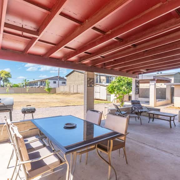 Charming 3BR Near Downtown w/ Yard & Workspace - Image 1