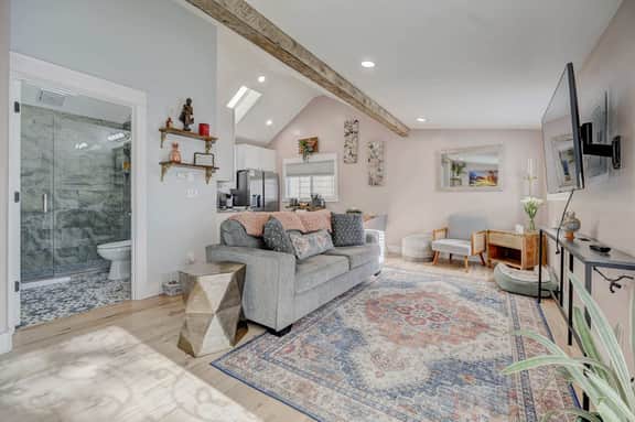 6 BR Near Garden of the Gods Old Colorado City - Image 4