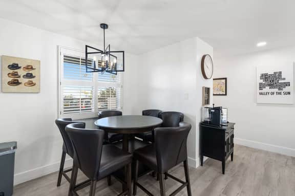 Scottsdale King Retreat | Near Old Town - Image 2