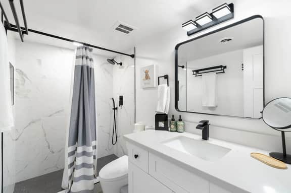 Scottsdale King Retreat | Near Old Town - Image 5