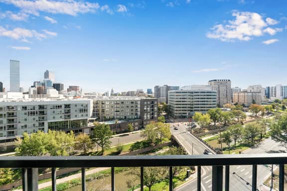 Mile High City Escape - Image 2