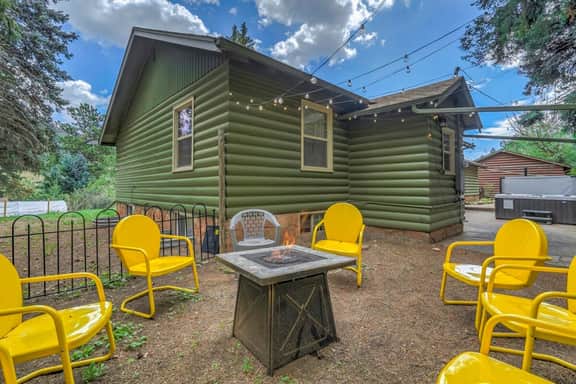 4BR Mountain Getaway w/Hot Tub Firepit & Game Room - Image 3